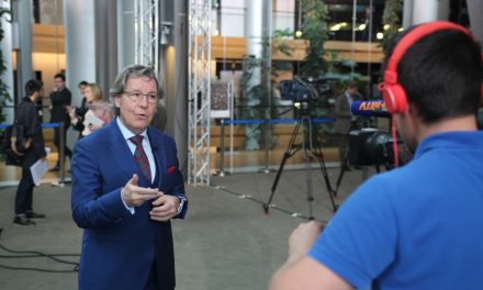 Gilles Pargneaux : « le transport aérien est le mode de transport le plus polluant »