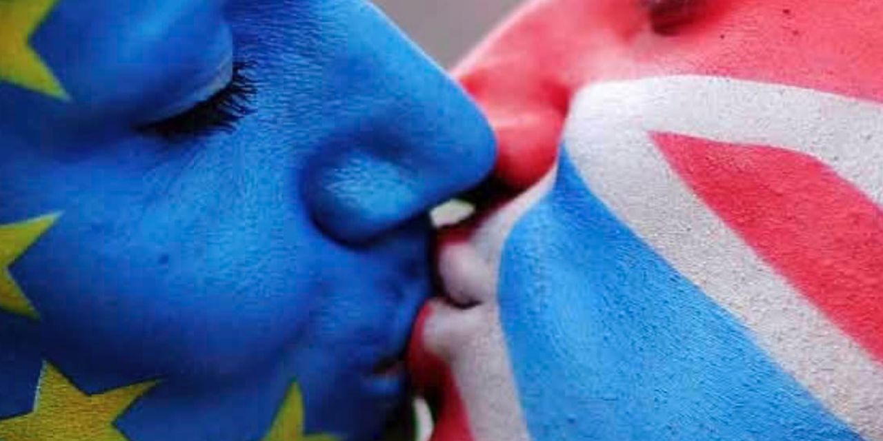 Brexit : les négociateurs européens et britanniques parviennent à un nouvel accord