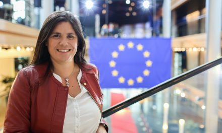 Droit d&rsquo;auteur : nous ne pouvons plus continuer à accepter que les plateformes n’obéissent à aucune règle et ne rémunèrent personne