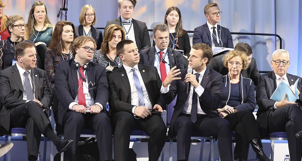 M. Macron fait de la convergence sociale… par le bas