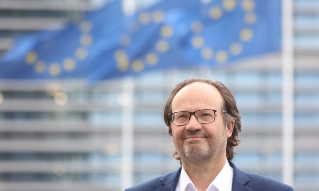 Conditionnalité État de droit : l’argent des Européens ne doit plus jamais financer les autocrates d’extrême droite