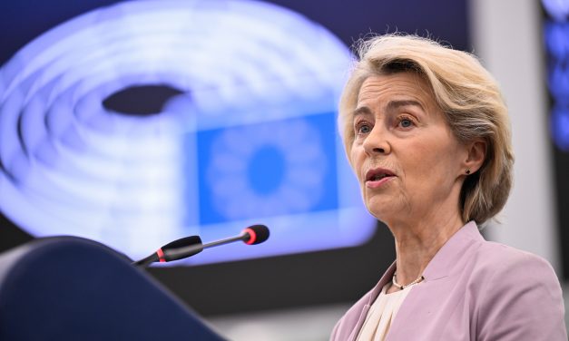 Nous ne voterons jamais une motion de censure d’extrême droite, mais nous adressons un message ferme à Ursula Von der Leyen
